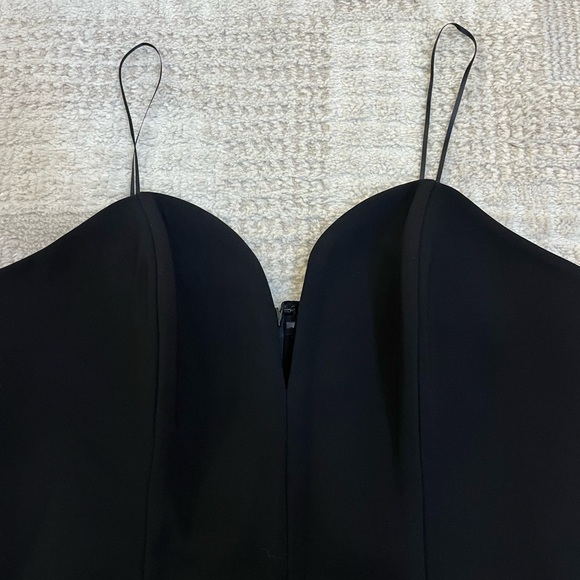 REVOLVE Amanda Uprichard Cherri Gown in Black Size Medium - Picture 12 of 12